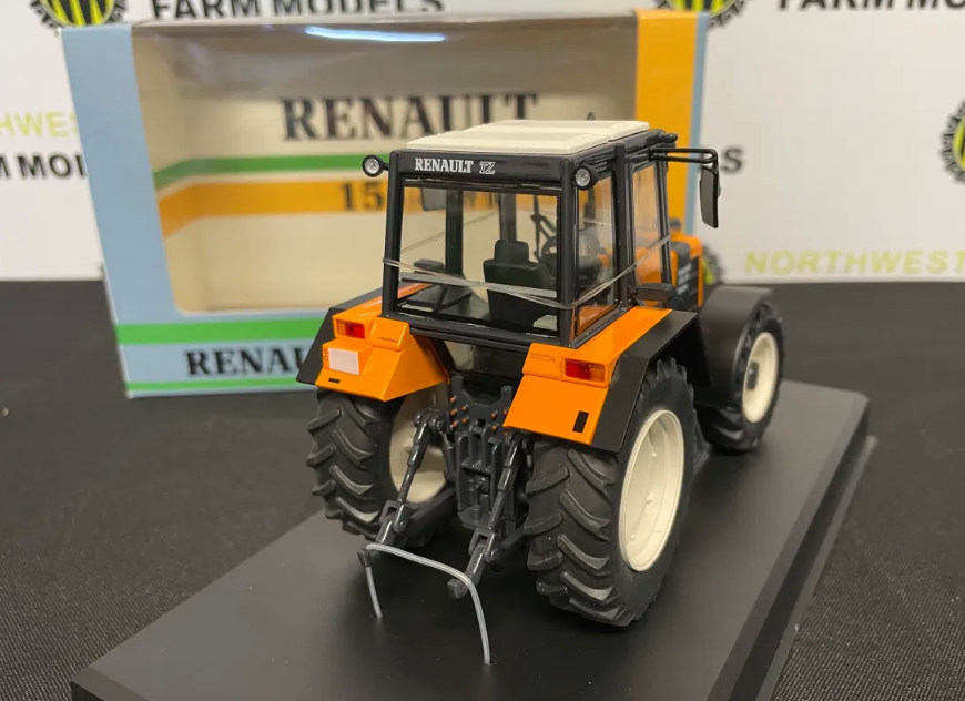 REPLICARGI 223 1:32 SCALE RENAULT 155.54 TZ 4WD TRACTOR