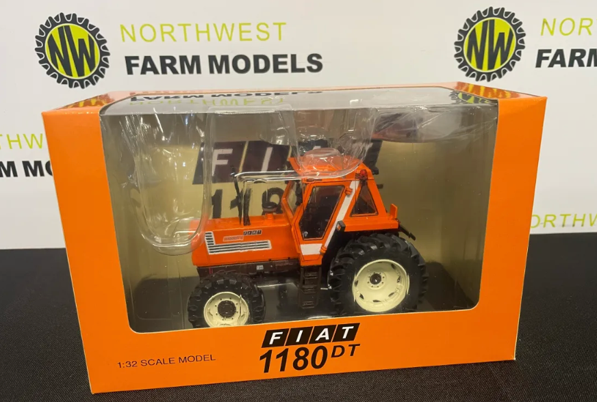 REPLICAGRI 128 1:32 SCALE FIAT 1180 DT 4WD TRACTOR