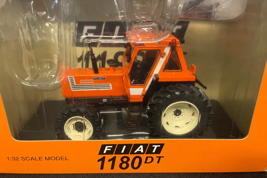 REPLICAGRI 128 1:32 SCALE FIAT 1180 DT 4WD TRACTOR