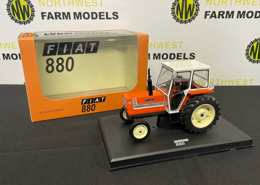 REPLICAGRI 163 1:32 SCALE FIAT 880 2WD TRACTOR