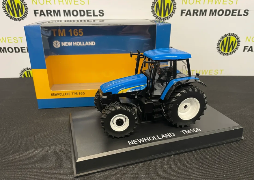 REPLICAGRI 281 1:32 SCALE NEW HOLLAND TM165 TRACTOR