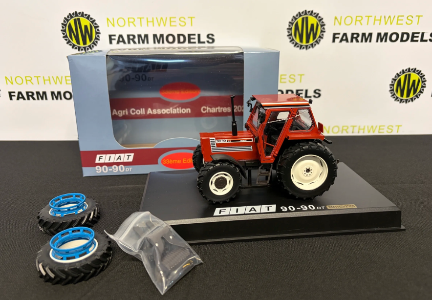 REPLICAGRI ACA2026 1:32 SCALE FIAT 90-90 DT WITH DUAL WHEELS 4WD TRACTOR
