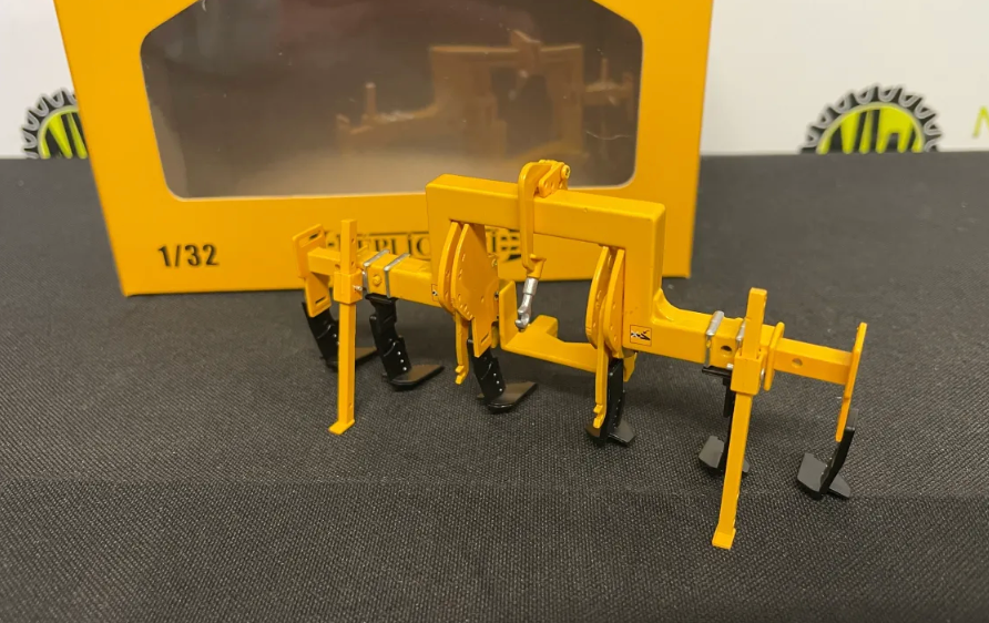 REPLICAGRI 026 1:32 SCALE AGRISEM COMBIPLOW 36