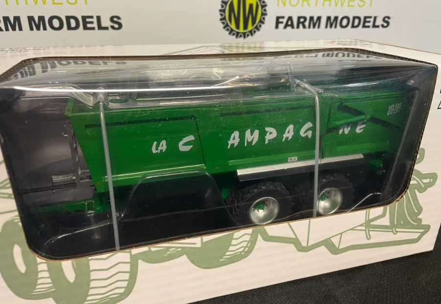 REPLICAGRI 278 1:32 SCALE LA CAMPAGNE 71-24 GREEN LIMITED EDITION TRAILER