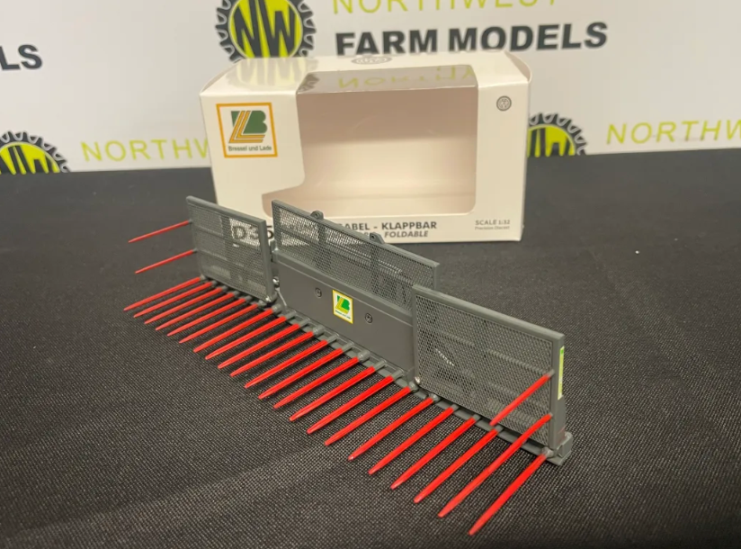 AT COLLECTIONS 3200203 1:32 SCALE BRESSEL AND LADE D35 FOLDING BUCKRAKE