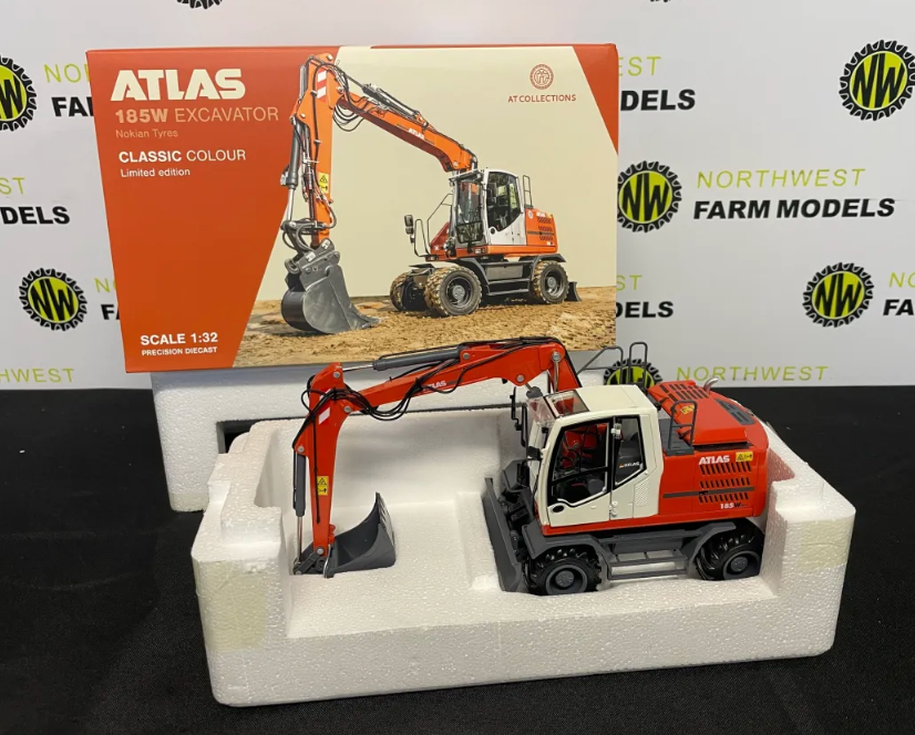 AT COLLECTIONS 3200153 1:32 SCALE ATLAS 185W EXCAVATOR WITH NOKIAN TYRES CLASSIC COLOURS