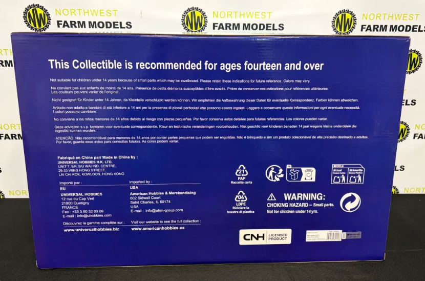 UNIVERSAL HOBBIES 6829 1:32 SCALE NEW HOLLAND CR11 GOLD LIMITED SHOW EDITION