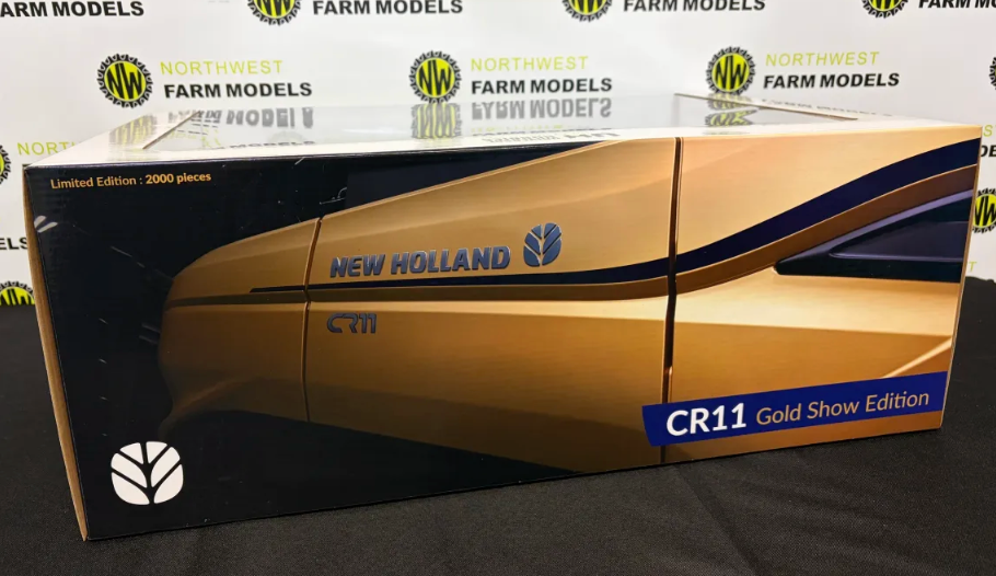 UNIVERSAL HOBBIES 6829 1:32 SCALE NEW HOLLAND CR11 GOLD LIMITED SHOW EDITION