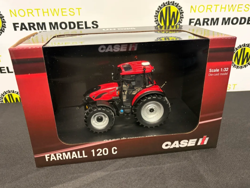 UNIVERSAL HOBBIES 6852 1:32 SCALE CASE IH FARMALL 120C TRACTOR