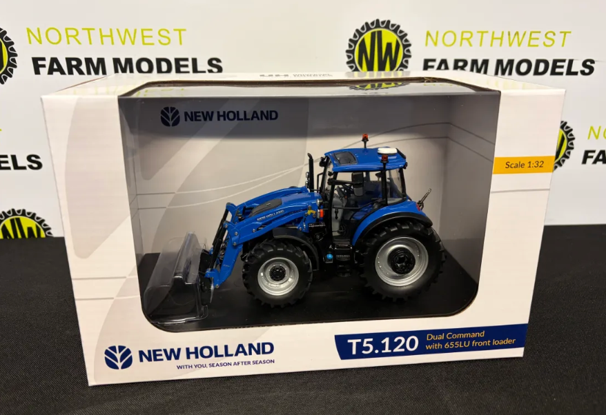 UNIVERSAL HOBBIES 6874 1:32 SCALE NEW HOLLAND T5.120 WITH FRONT LOADER AND BUCKET