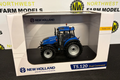 UNIVERSAL HOBBIES 7202 1:32 SCALE NEW HOLLAND T5.120 TRACTOR