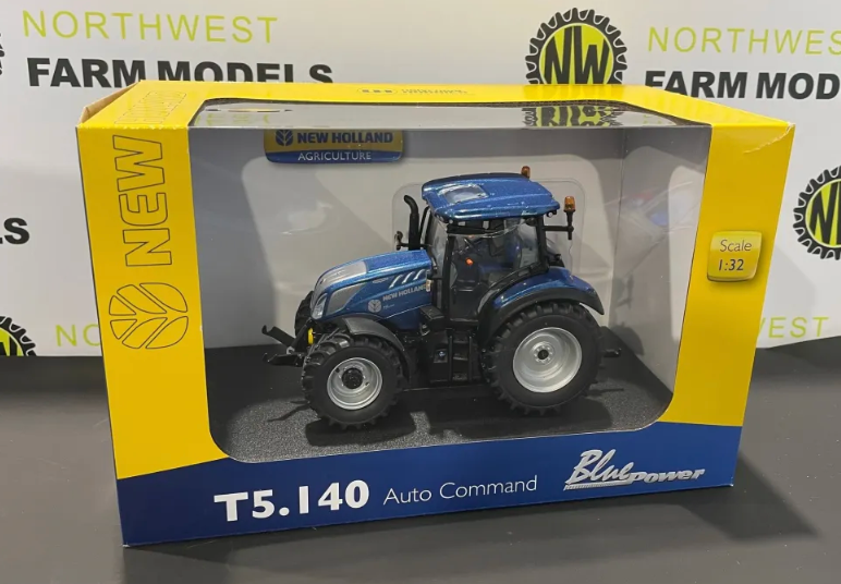 UNIVERSAL HOBBIES 6207 1:32 SCALE NEW HOLLAND T5.140 BLUE POWER