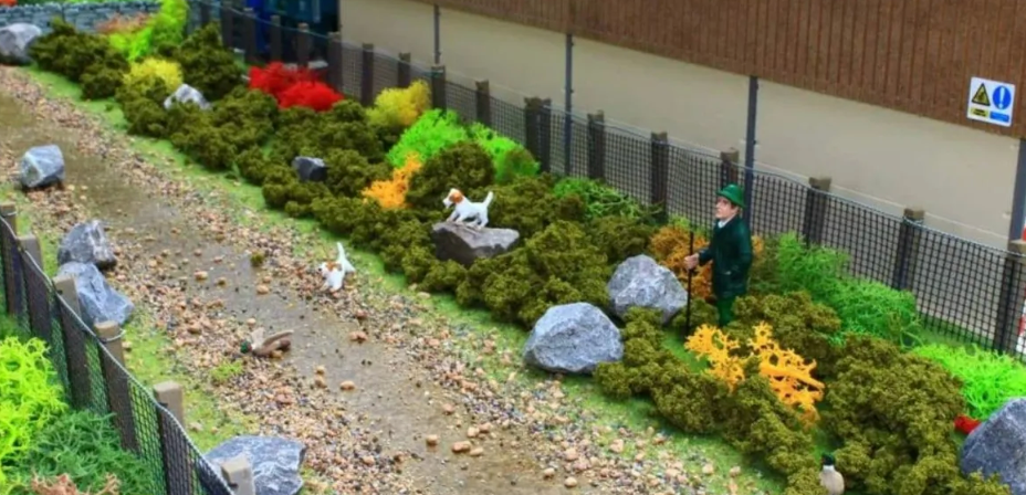 BRUSHWOOD TOYS 1:32 SCALE SHALLOW STREAM BT3065