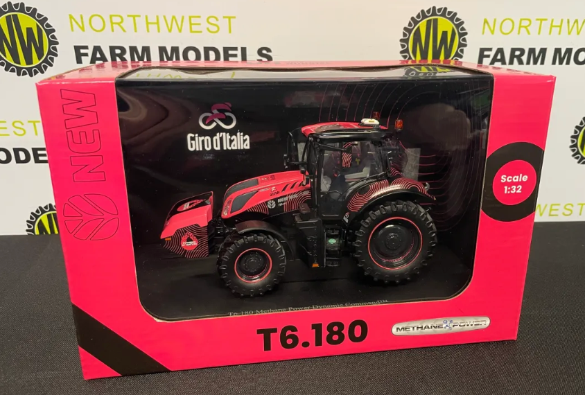 UNIVERSAL HOBBIES 6467 1:32 SCALE NEW HOLLAND T6.180 METHANE POWER GIRO D'ITALIA
