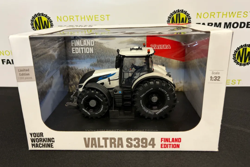 UNIVERSAL HOBBIES 5319 1:32 SCALE VALTRA S394 FINLAND EDITION LIMITED