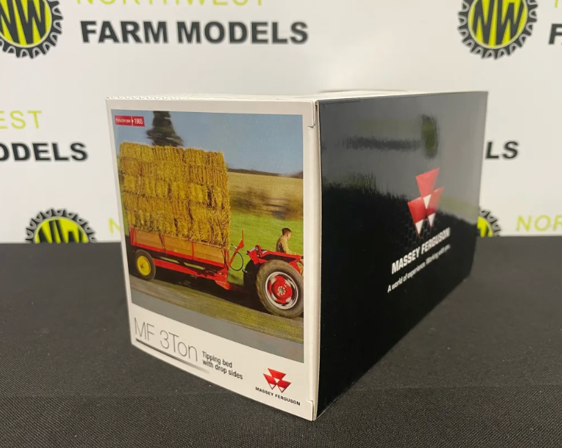 UNIVERSAL HOBBIES 5329 1:32 SCALE MASSEY FERGUSON 3 TON WOODEN TRAILER