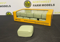 UNIVERSAL HOBBIES 6881 1:32 SCALE 20 SQUARE SILAGE BALES (WRAPPED GREEN)