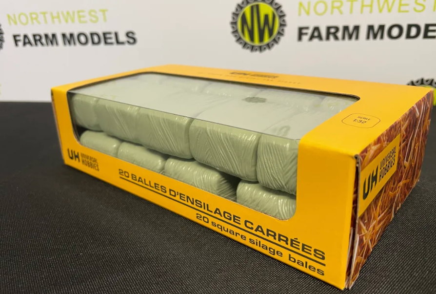 UNIVERSAL HOBBIES 6881 1:32 SCALE 20 SQUARE SILAGE BALES (WRAPPED GREEN)