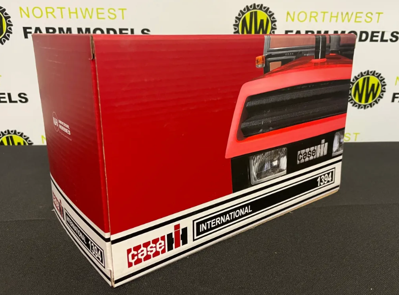 UNIVERSAL HOBBIES 6471 1:32 SCALE CASE IH 1394 HYDRA-SHIFT TRACTOR