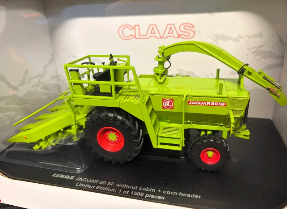 UNIVERSAL HOBBIES 6774 1:32 SCALE CLAAS JAGUAR 80SF FORAGE HARVESTER LIMITED EDITION