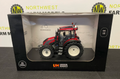UNIVERSAL HOBBIES 6293 1:32 SCALE VALTRA G 135 RED