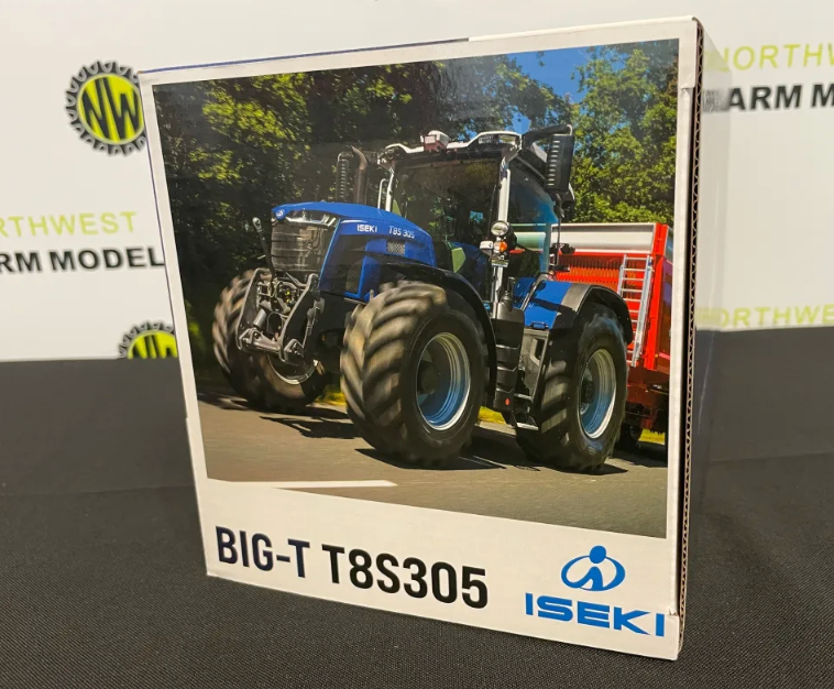 UNIVERSAL HOBBIES 6807 1:32 SCALE ISEKI BIG-T T8S305 TRACTOR