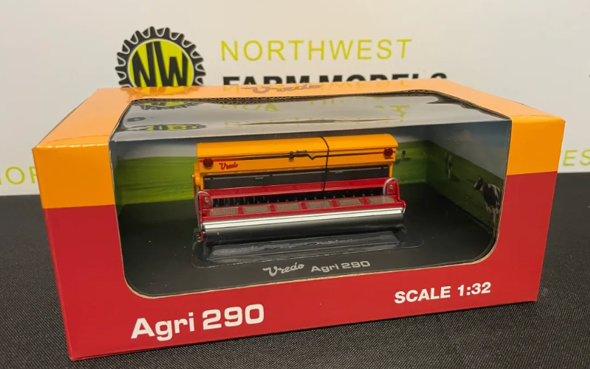 UNIVERSAL HOBBIES 6487 1:32 SCALE VREDO AGRI 290 LIMITED EDITION