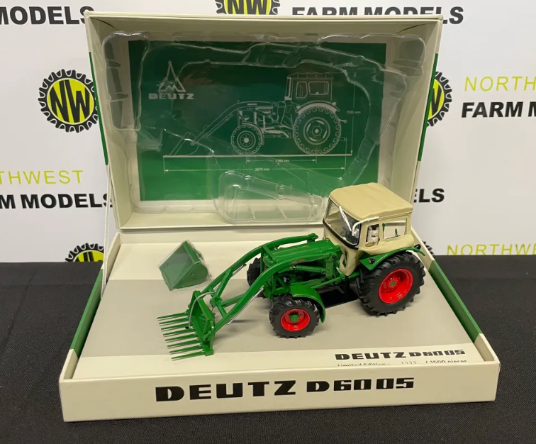 UNIVERSAL HOBBIES 6200 1:32 SCALE DEUTZ D6005 WTH FRONT LOADER AND CAB