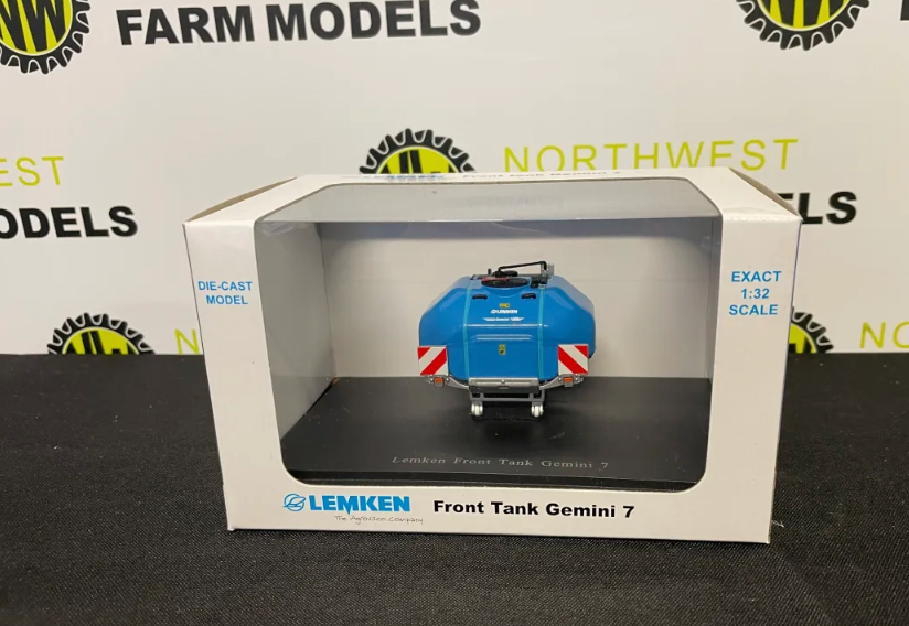 UNIVERSAL HOBBIES 5258 1:32 SCALE LEMKEN FRONT TANKER GEMINI 7