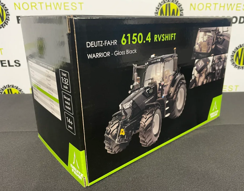 UNIVERSAL HOBBIES 6689 1:32 SCALE DEUTZ FAHR 6150.4 RV SHIFT WARRIOR - BLACK GLOSS