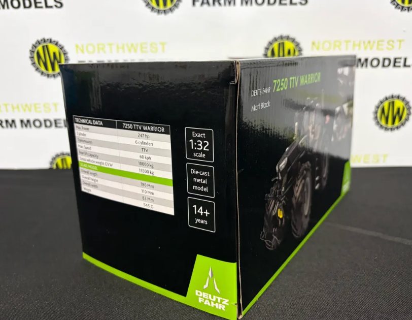 UNIVERSAL HOBBIES 6485 1:32 SCALE DEUTZ FAHR 7250 TTV WARRIOR MATT BLACK