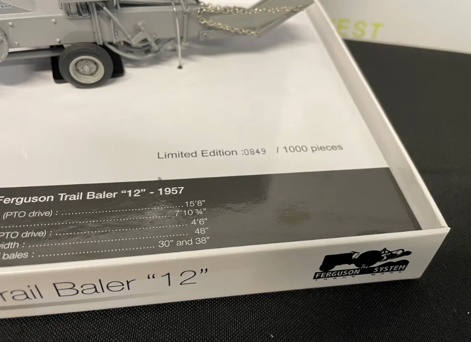 UNIVERSAL HOBBIES 5378 1:32 SCALE FERGUSON TEA 20 WITH HIGH LIFT LOADER & FERGUSON F12 BALER