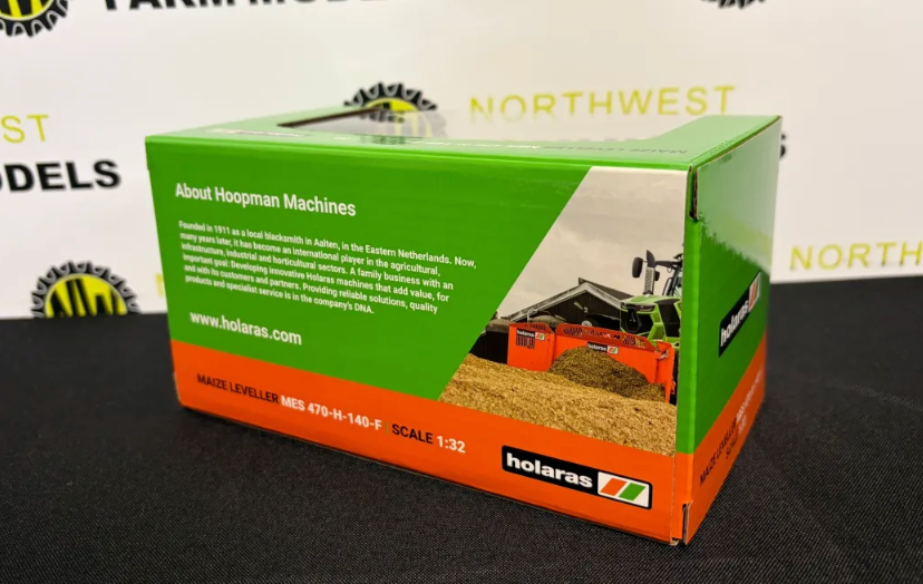 UNIVERSAL HOBBIES 6849 1:32 SCALE HOLARAS 470-H-140 MAIZE LEVELLING PUSHER