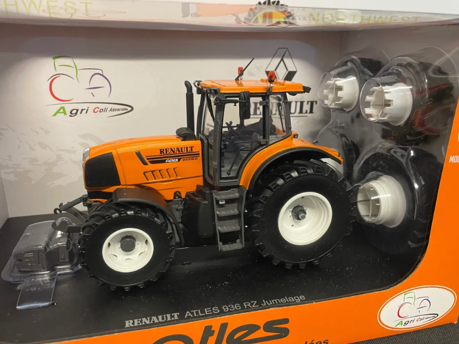 UNIVERSAL HOBBIES 6769 1:32 SCALE RENAULT ATLES 936 RZ WITH DUAL WHEELS LIMITED EDITION CHARTRES 2025