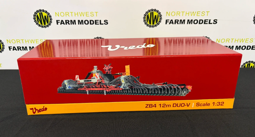 UNIVERSAL HOBBIES 6828 1:32 SCALE VREDO ZB4 12 METRE DUO-V SLURRY APPLICATOR LIMITED EDITION