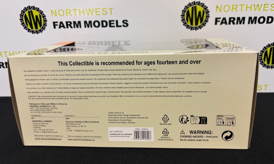 UNIVERSAL HOBBIES 4916 1:32 SCALE KVERNELAND ES VARIOMAT 6 FURROW PLOUGH