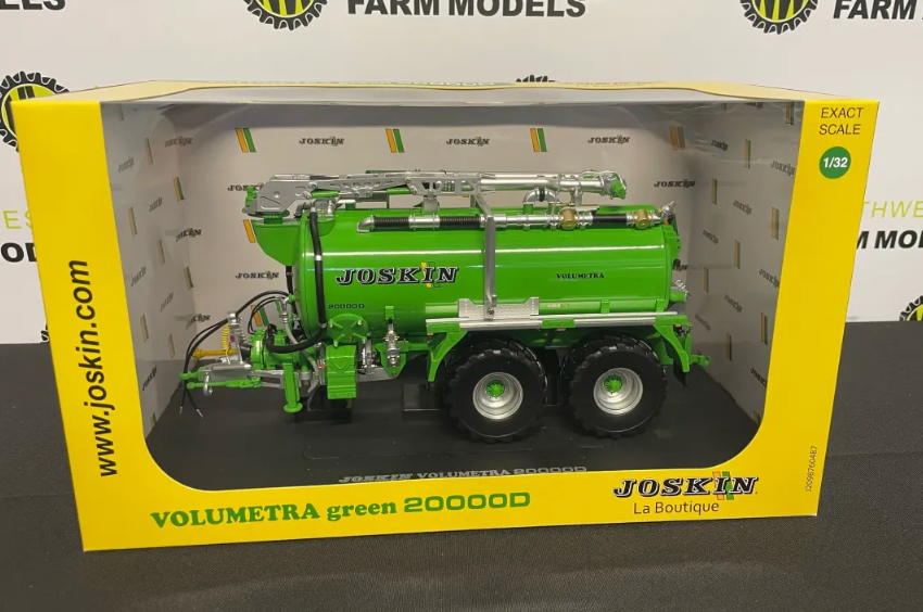 UNIVERSAL HOBBIES 6715 1:32 SCALE JOSKIN VOLUMETRA 20000 GREEN VERSION LIMITED EDITION