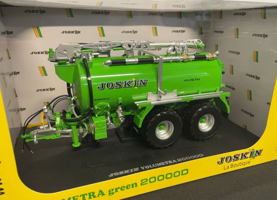 UNIVERSAL HOBBIES 6715 1:32 SCALE JOSKIN VOLUMETRA 20000 GREEN VERSION LIMITED EDITION