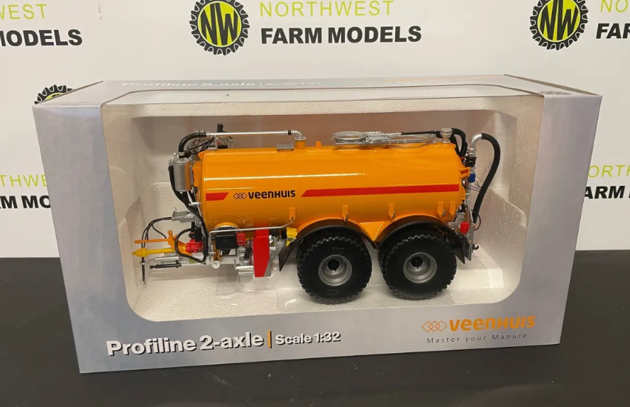 UNIVERSAL HOBBIES 6410 1:32 SCALE VEENHUIS PROFILINE TWIN AXLE TANKER