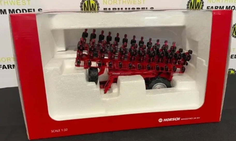 ROS 601956 1:32 SCALE HORSCH MAESTRO 24 SV TRAILED DRILL