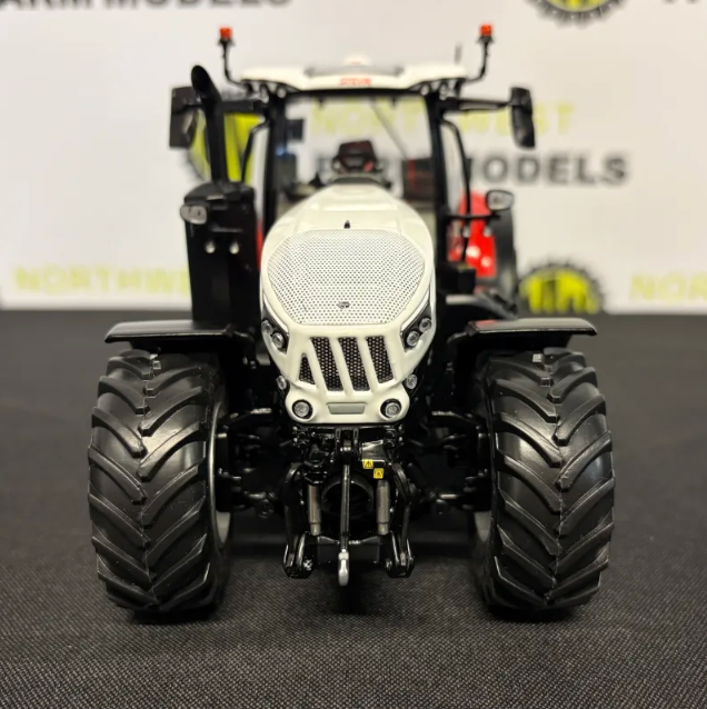 MARGE MODELS 2520 1:32 SCALE STEYR CERVUS 6440 CVT TRACTOR