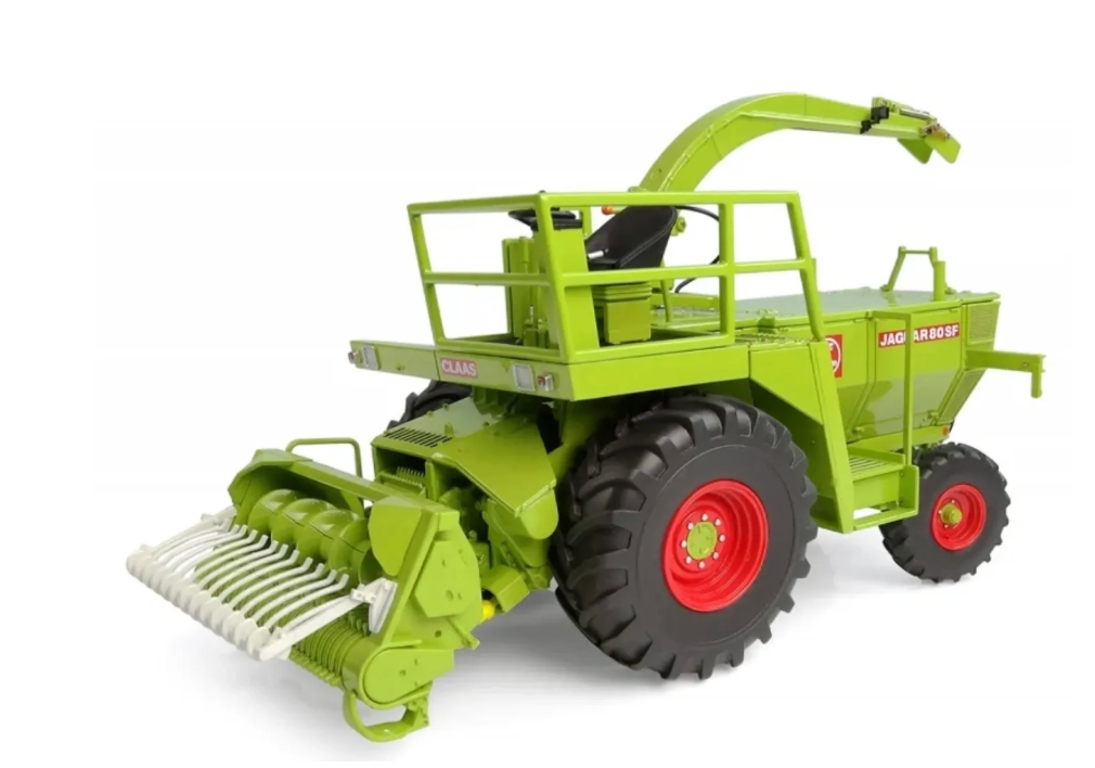 UNIVERSAL HOBBIES 6772 1:32 SCALE CLAAS JAGUAR 80 SF FORAGER WITH GRASS PICK UP HEADER