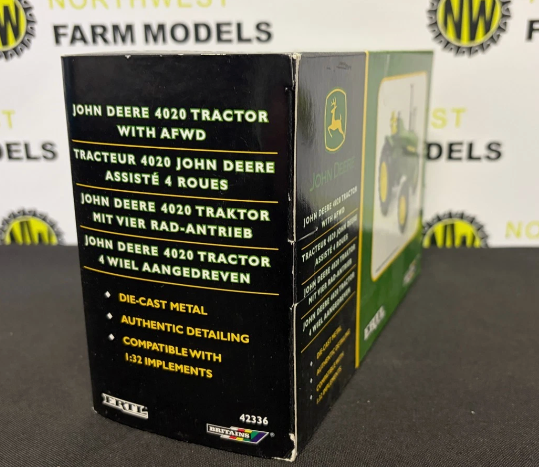 BRITAINS 42336 1:32 SCALE JOHN DEERE 4020 TRACTOR 4WD