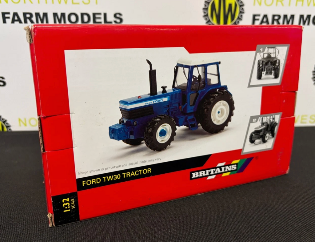 BRITAINS 42841 1:32 SCALE FORD TW30 4WD TRACTOR