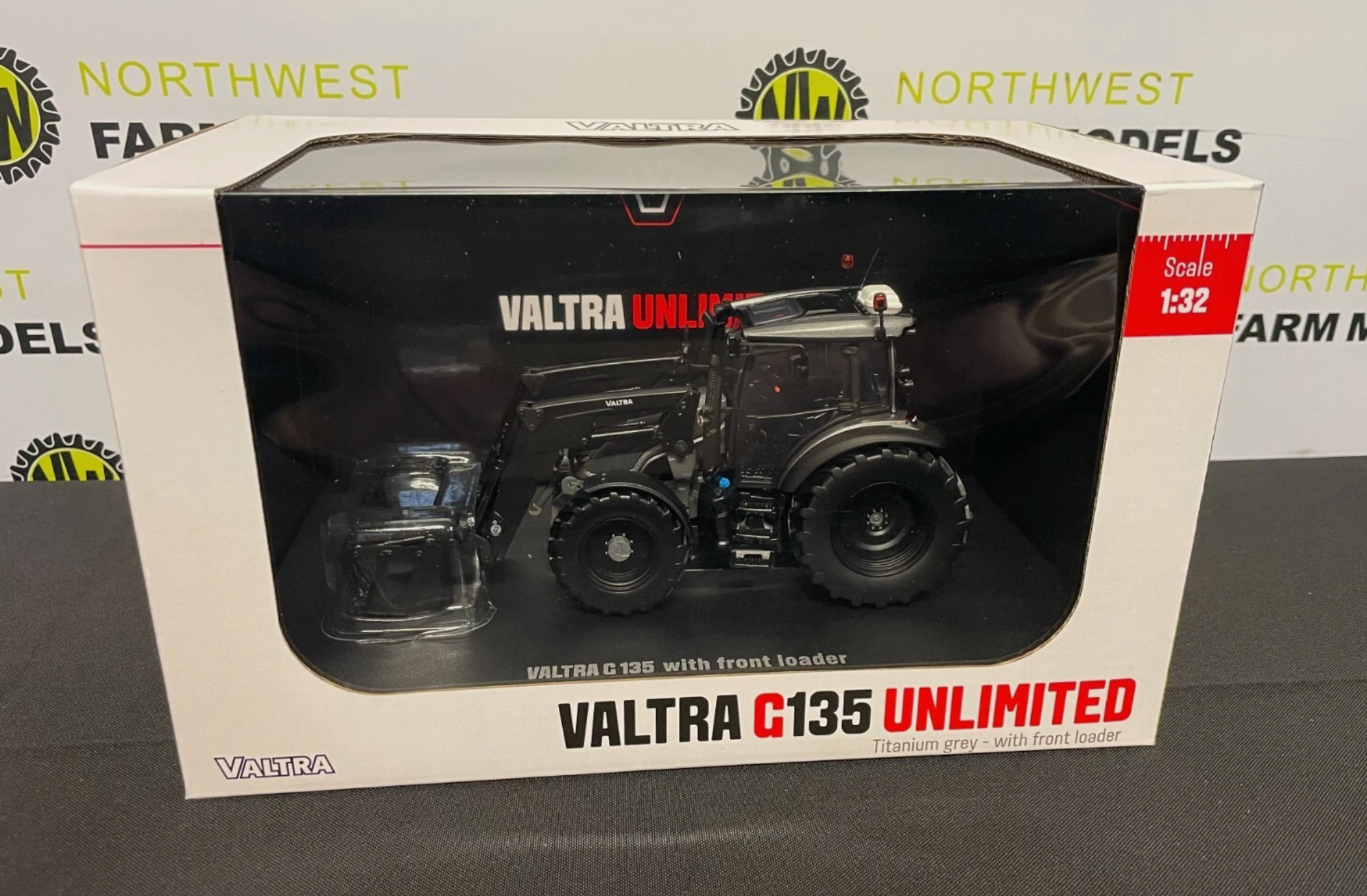 UNIVERSAL HOBBIES 6746 1:32 SCALE VALTRA G135 WITH FRONT LOADER TITANIUM GREY