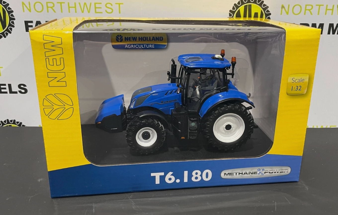 UNIVERSAL HOBBIES 6402 1:32 SCALE NEW HOLLAND T6.180 METHANE