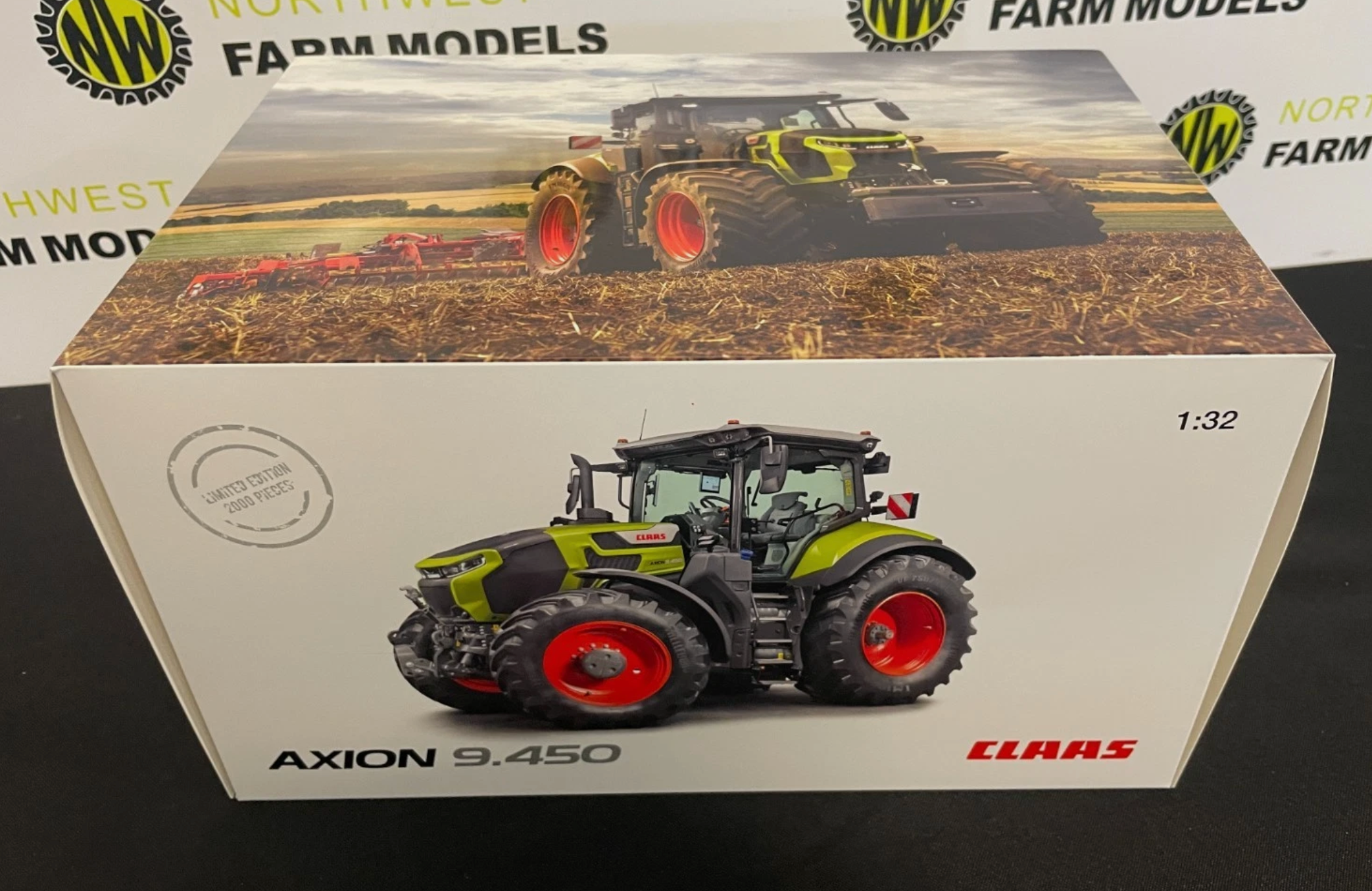MARGE MODELS 00 0267 500 0 1:32 SCALE CLAAS AXION 9.450 CMATIC AGRITECHNICA