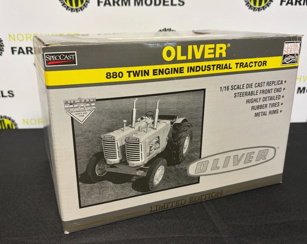 SPECCAST 1:16 SCALE 264 OLIVER 880 TWIN ENGINE LIMITED EDITION