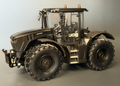 BRITAINS 43453B 1:32 SCALE JCB FASTRAC 4220 BLACK WITH BLACK WHEELS