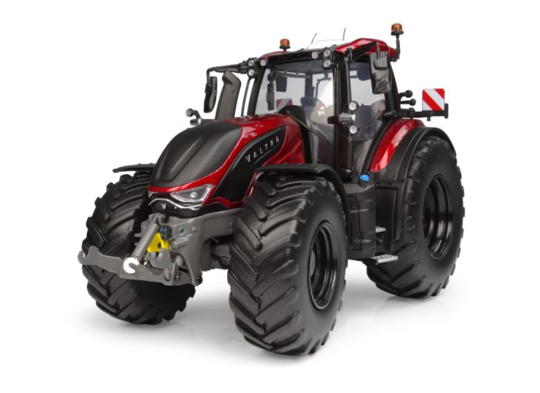UNIVERSAL HOBBIES 1:32 SCALE VALTRA T236 BLAZE RED TRACTOR